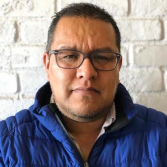 Profile picture for user Carlos Enrique George Reyes